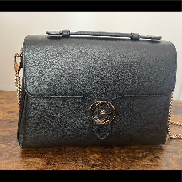Gucci shoulder large interlock chain bag - Picture 1 of 3
